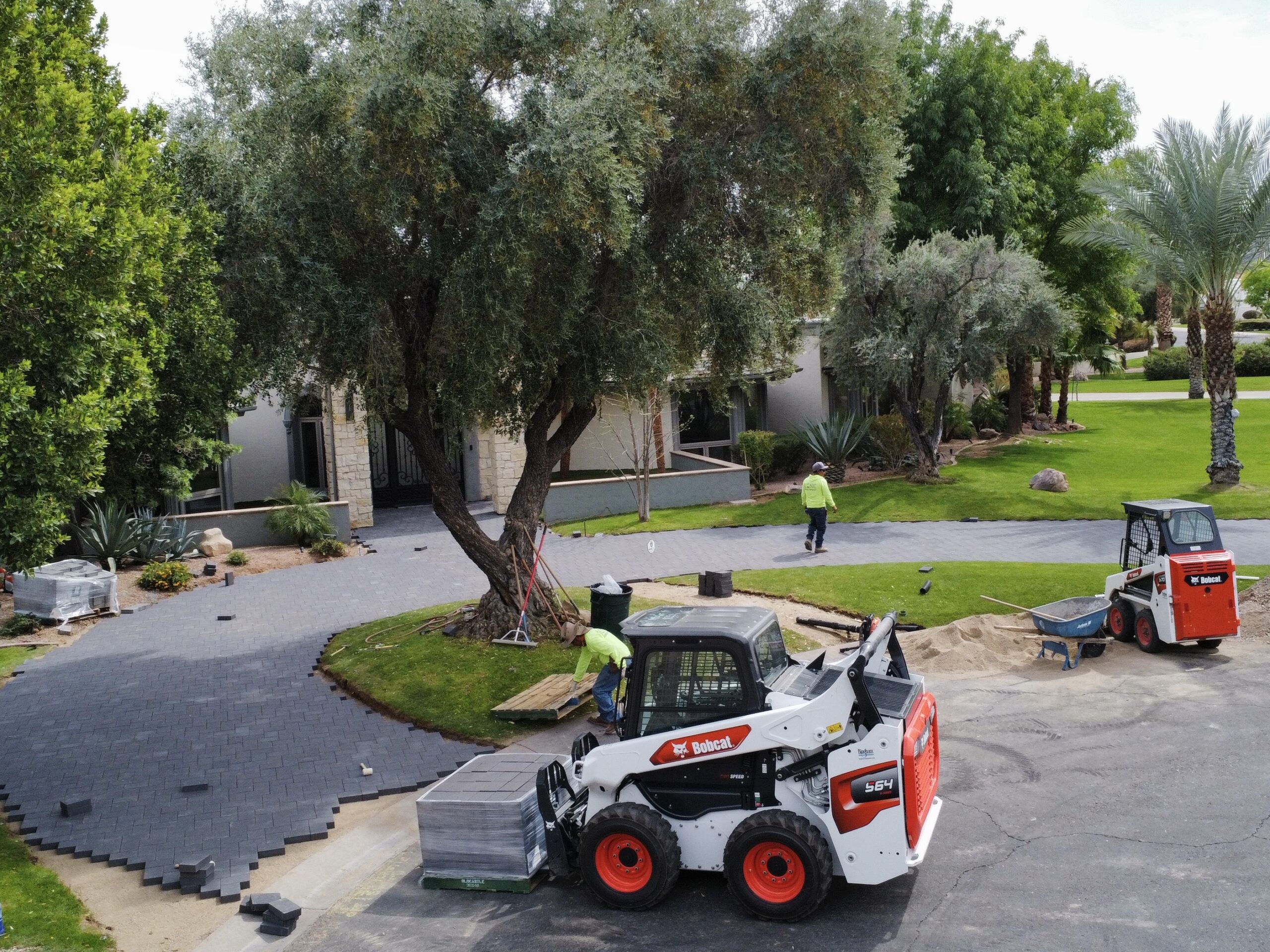 Iconic Landscape Development 1095